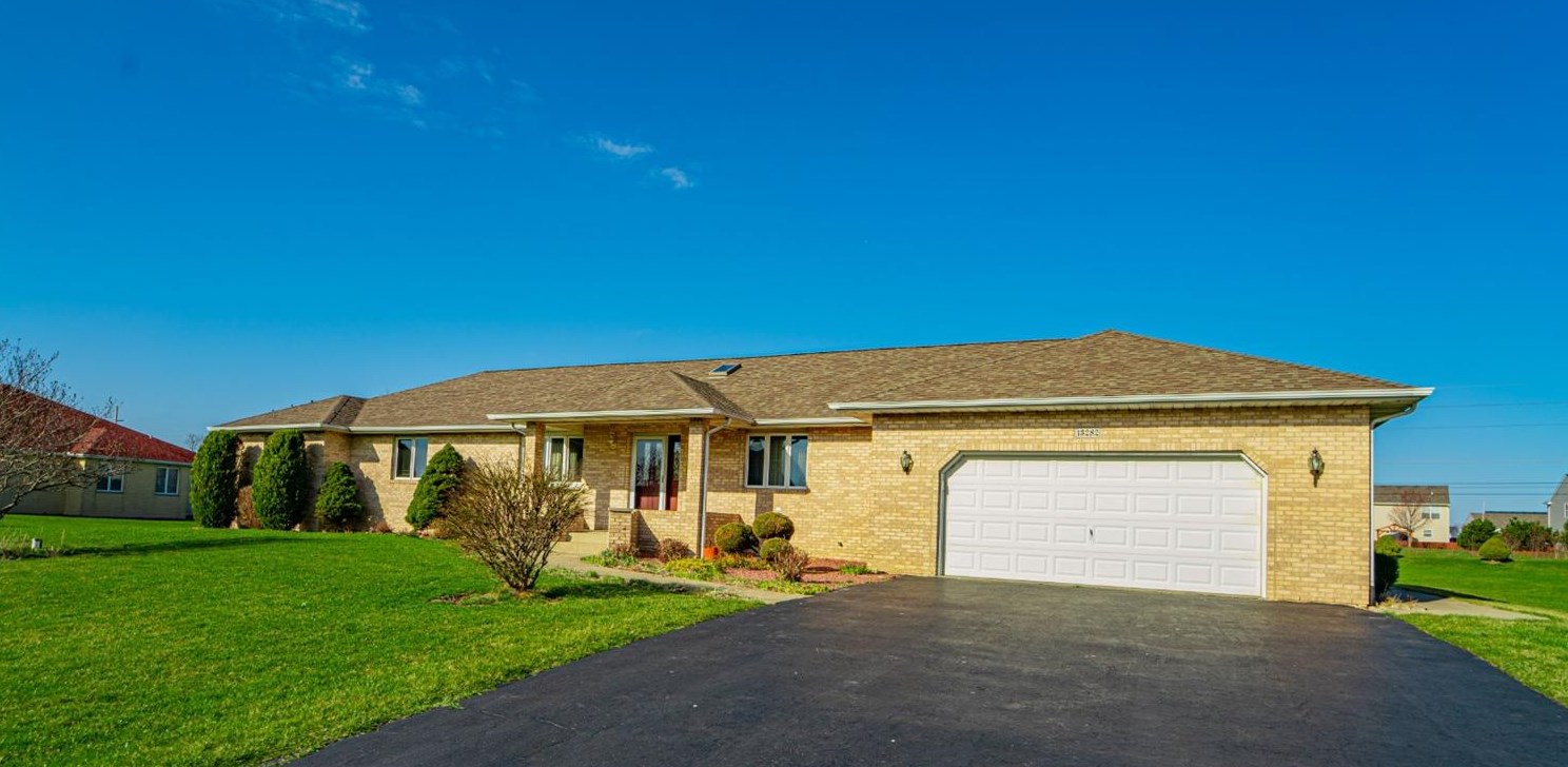 13282 Lincoln St, Crown Point, IN 46307