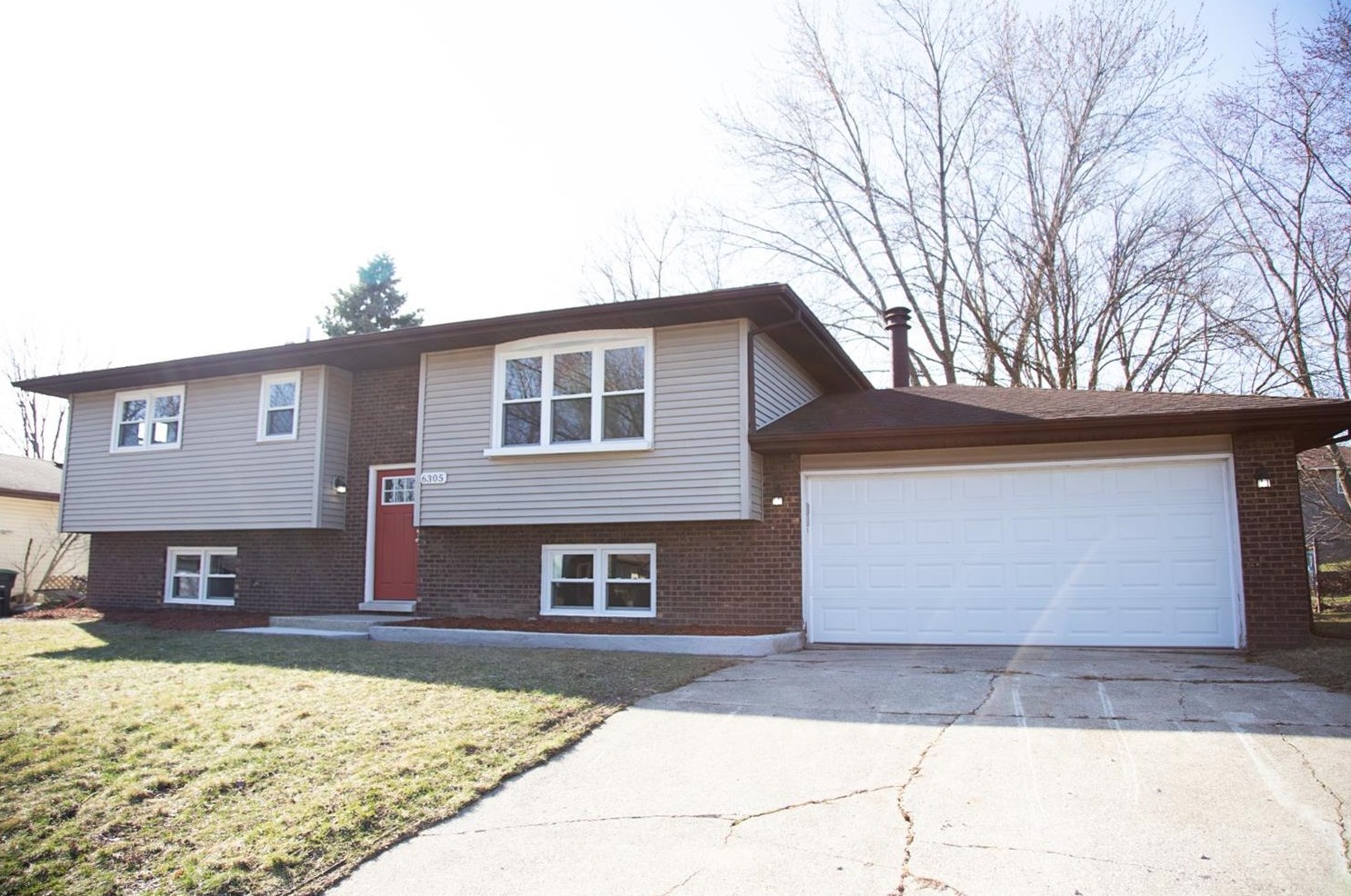 6305 Victory Ave, Portage, IN 46368-4531