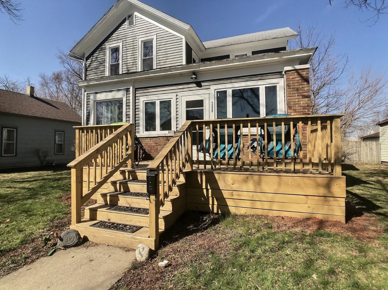 308 Carroll St, Kentland, IN 47951-1127