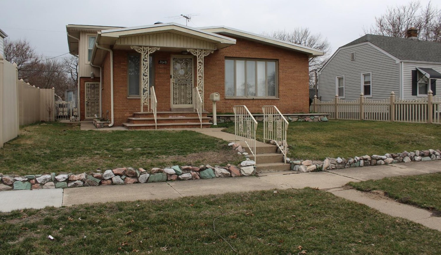 2048 Roosevelt Pl, Gary, IN 46404