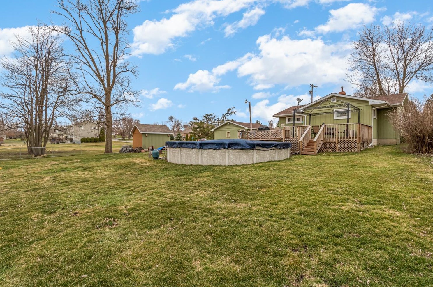 10836 Forestdale St, Dyer, IN 46373