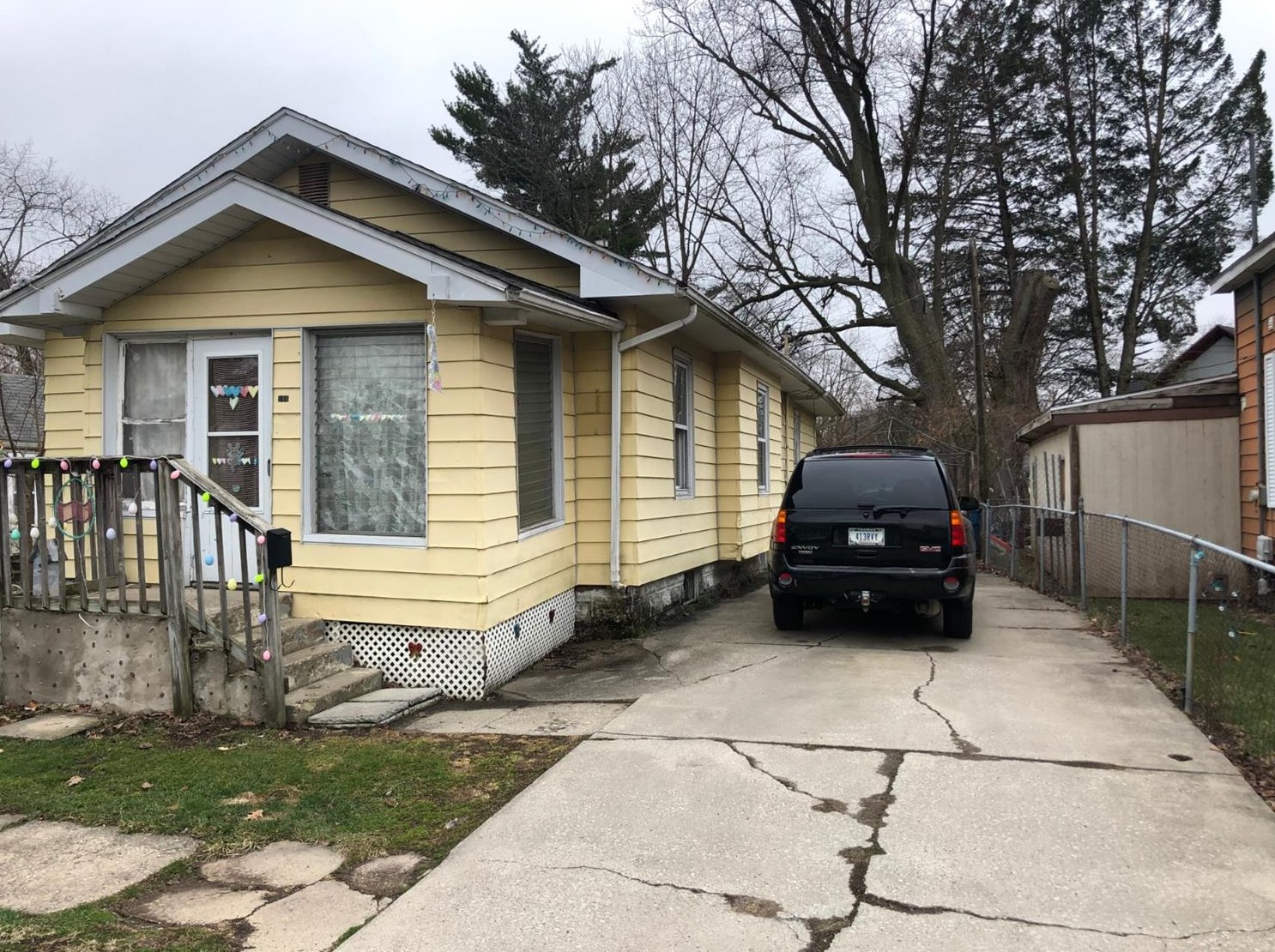 106 Carter St, La Porte, IN 46350-5044