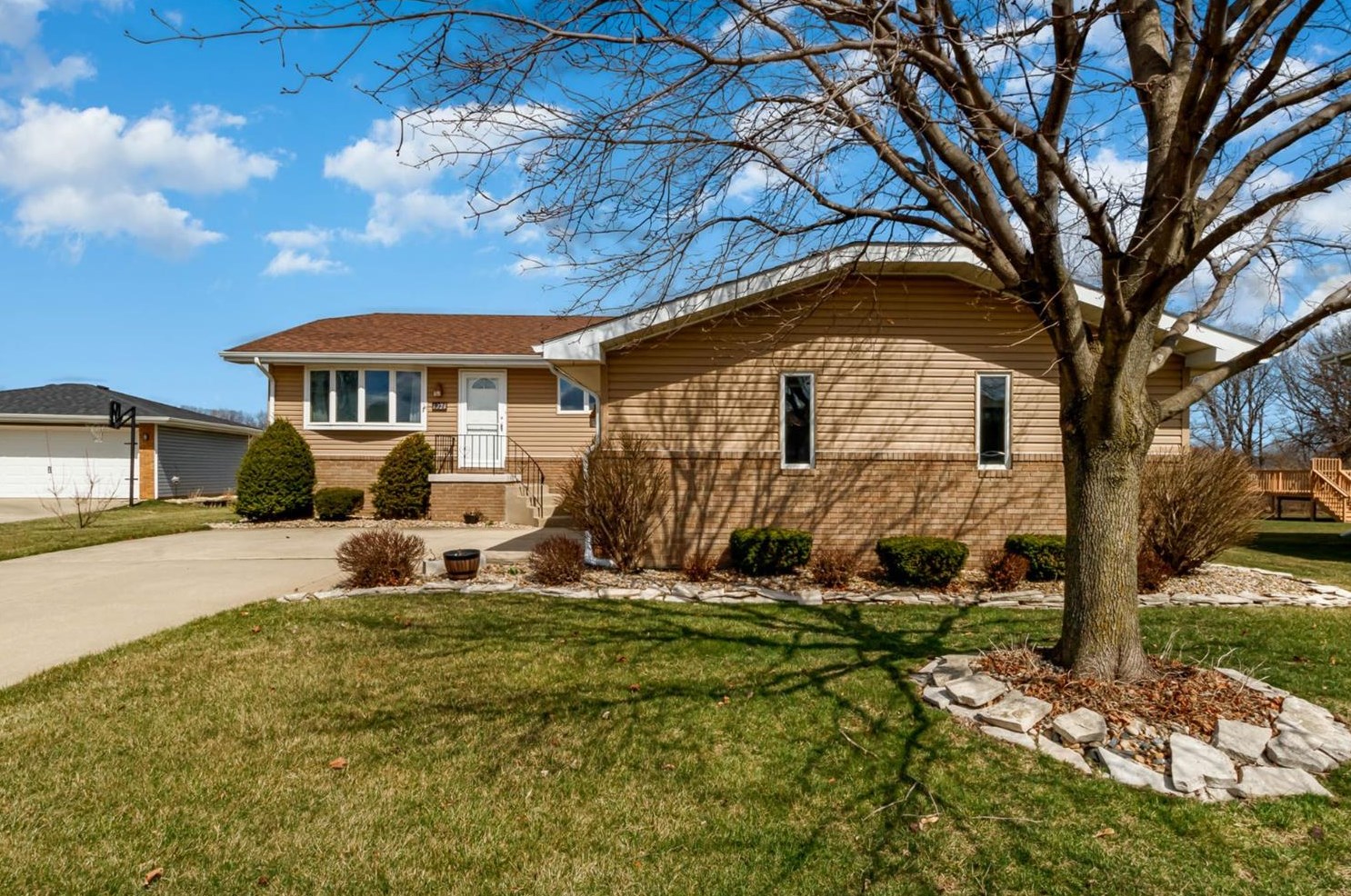 1326 Acorn Dr, Crown Point, IN 46307