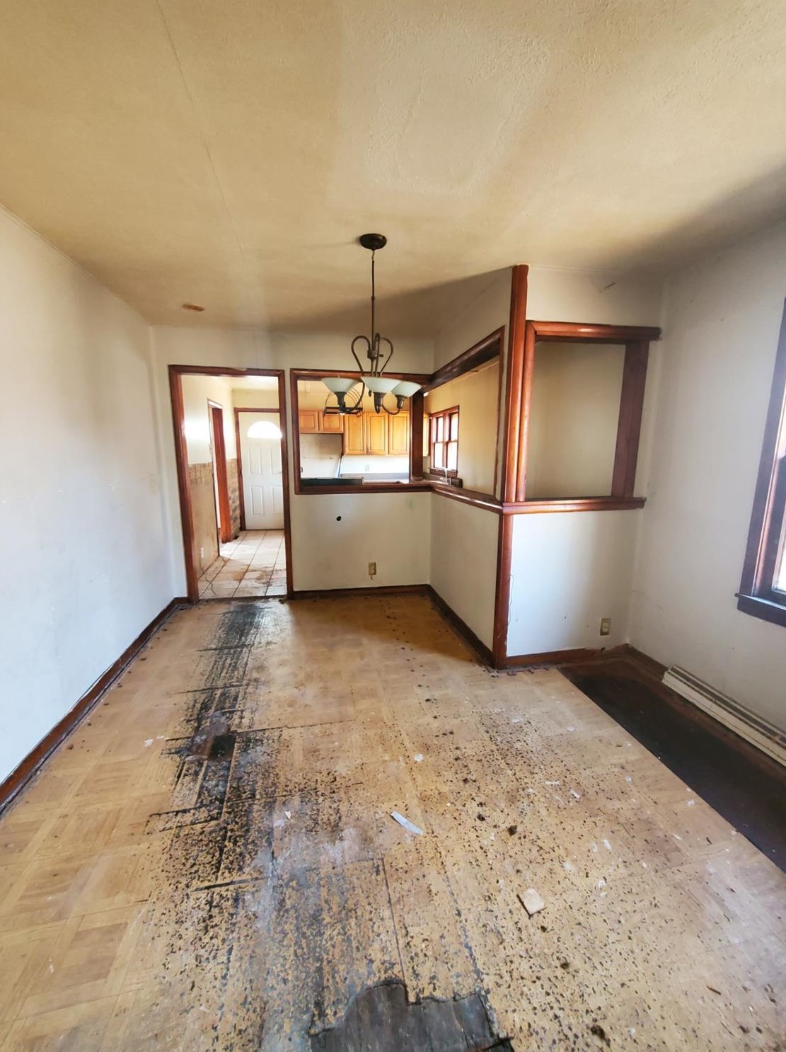 516 Nahas St, Michigan City IN  46360-2138 exterior