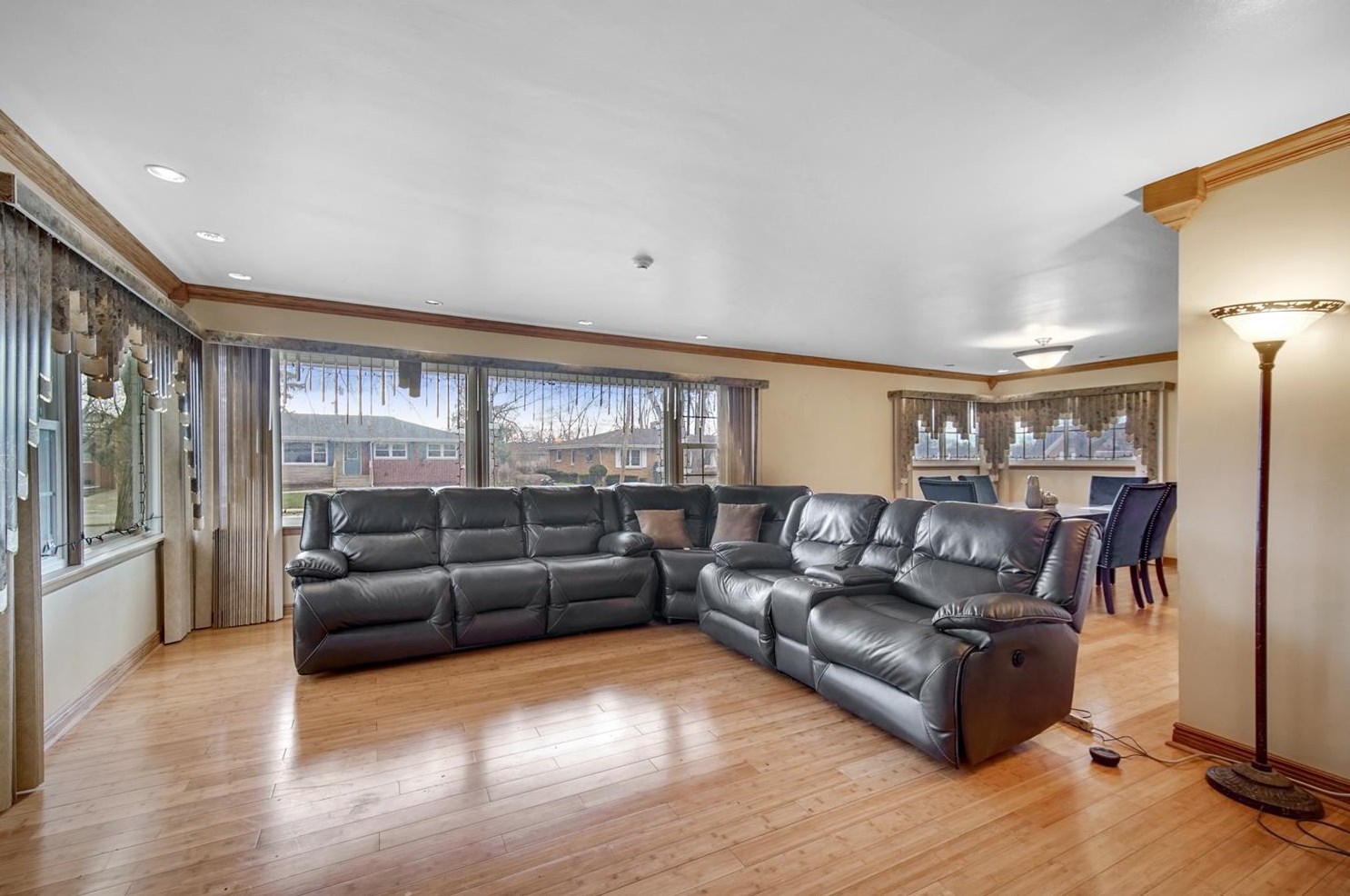 5449 Van Buren St, Gary, IN 46410