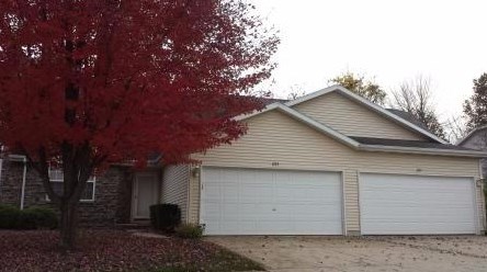205 Fieldstone Dr, Porter, IN 46304