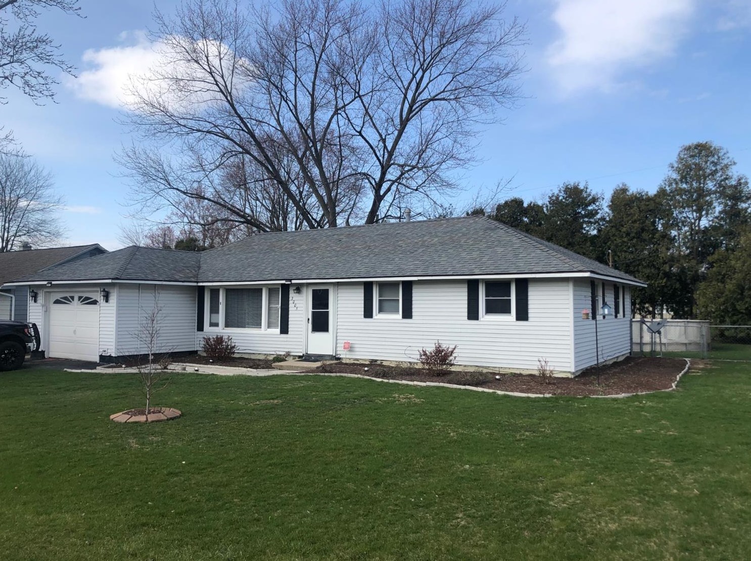 3005 Monroe St, La Porte, IN 46350-6129