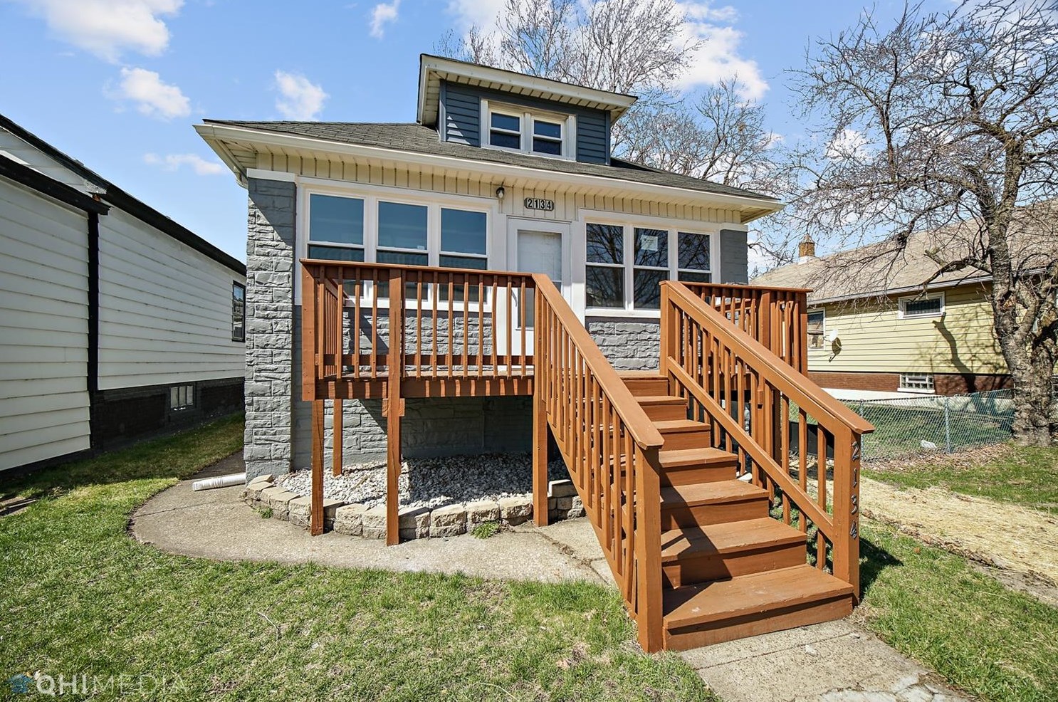 2134 Atchison Ave, Whiting, IN 46394