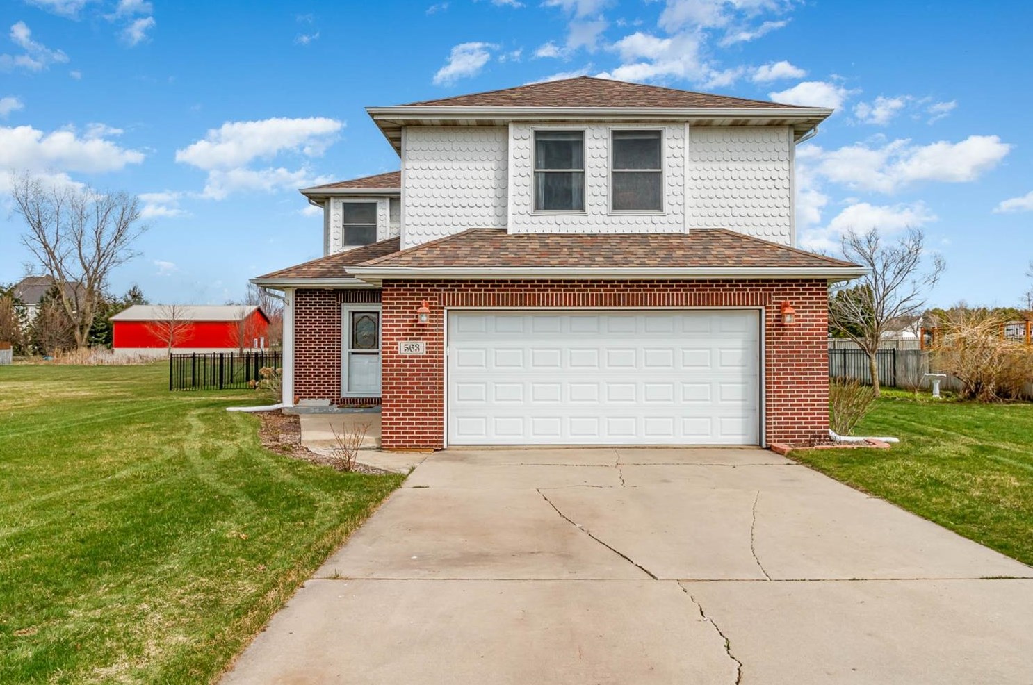 563 Fox Burrow Ct, Valpo, IN 46385