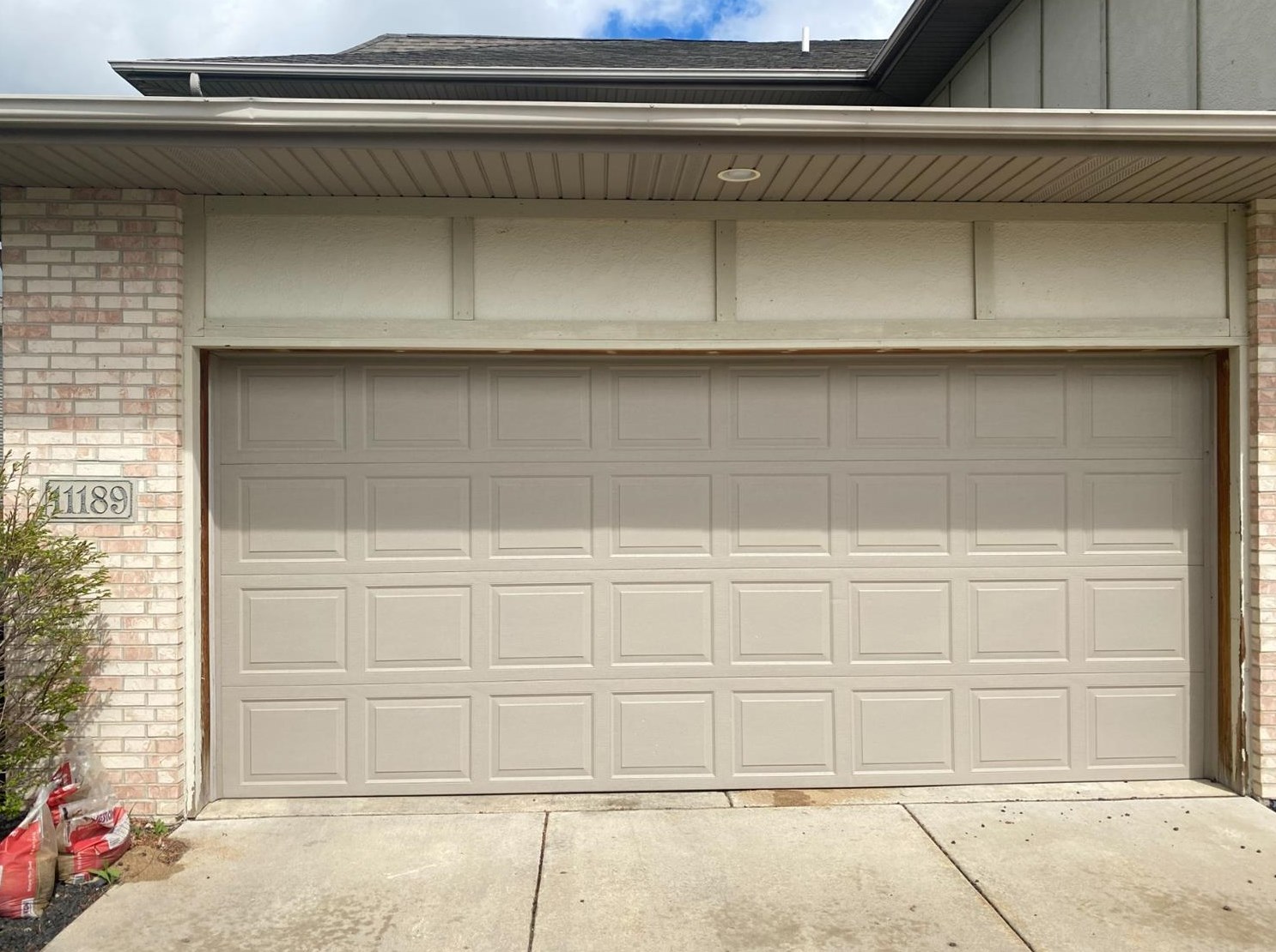 11189 Vermont Cir, Crown Point, IN 46307