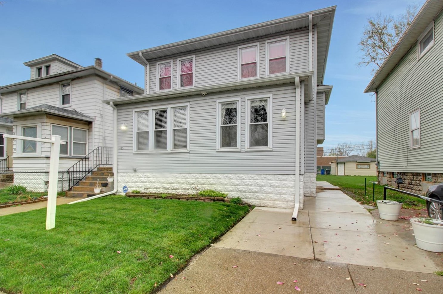 435 Waltham St, Hammond, IN 46320