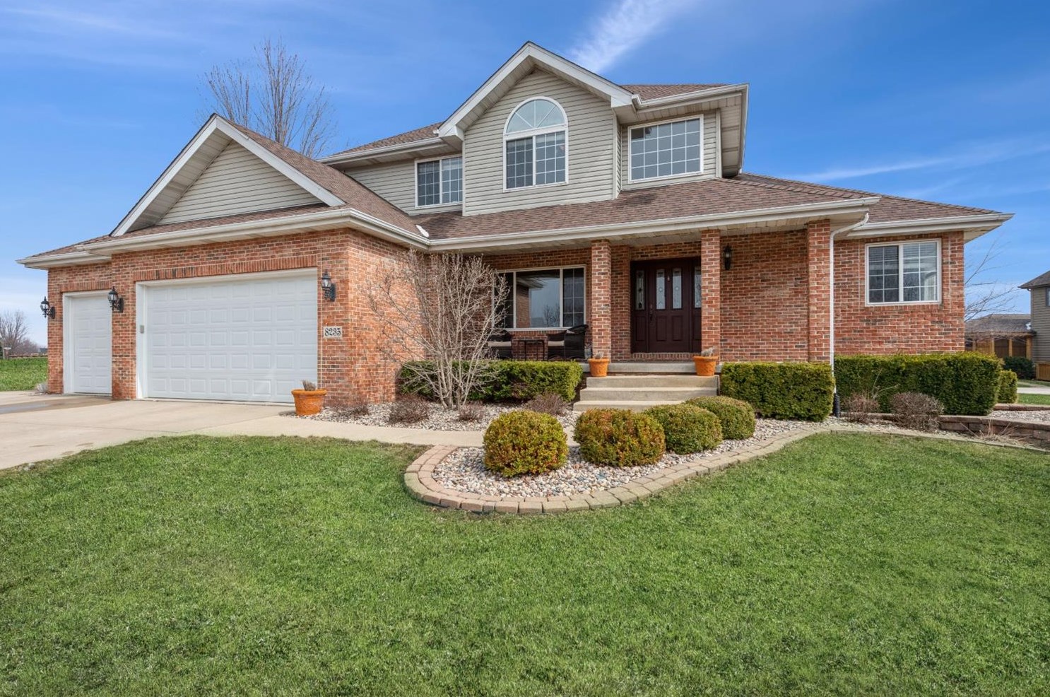 8235 Knickerbocker Pl, Dyer, IN 46373