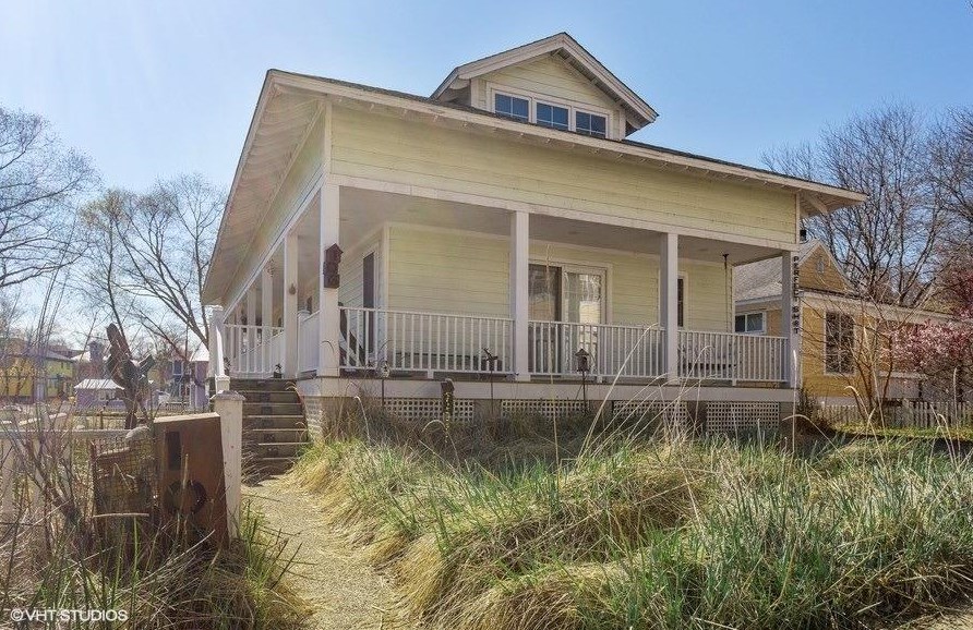 106 Power Ln, Michigan City, IN 46360