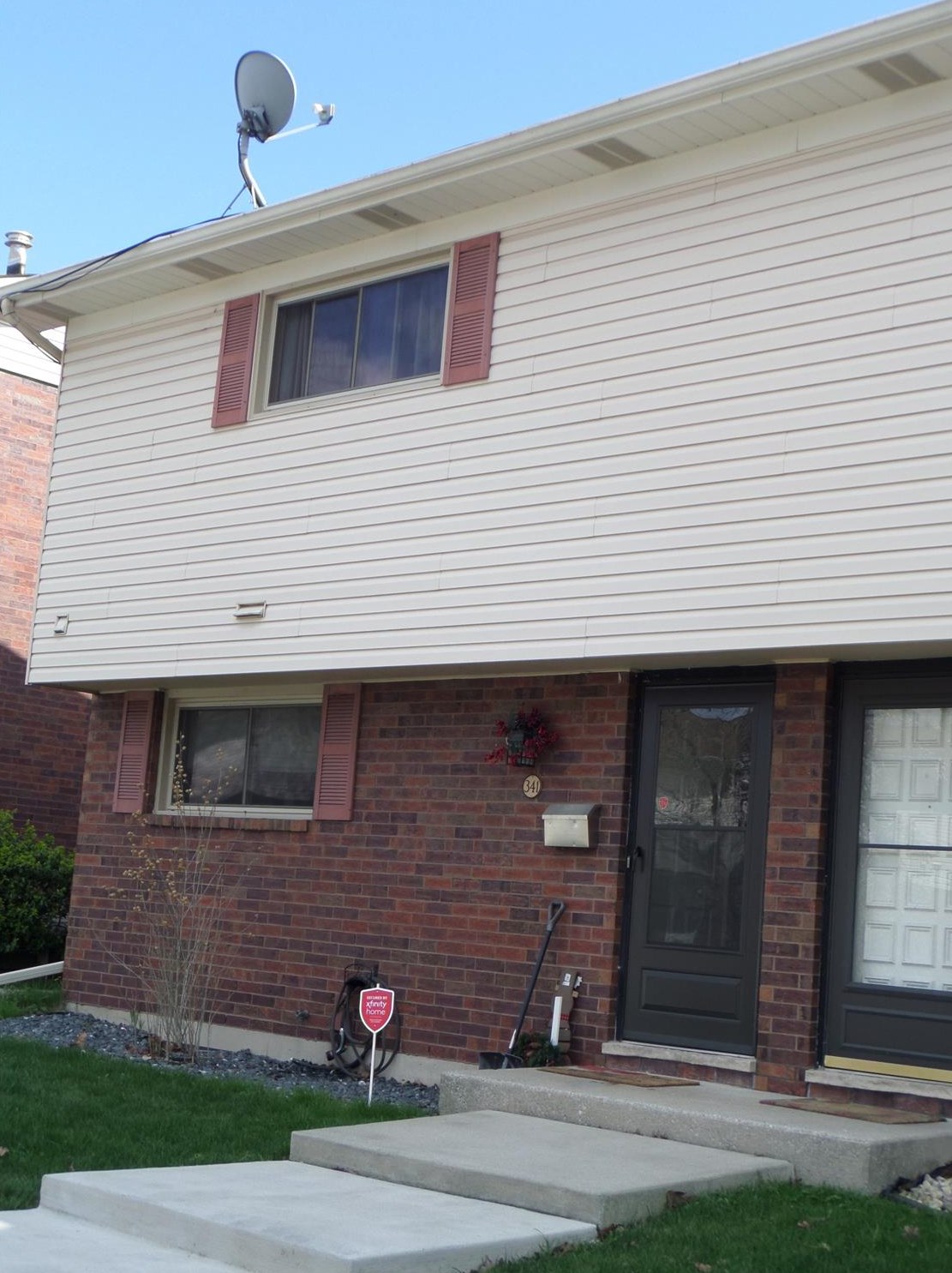 341 W Anderson St, Crown Point, IN 46307