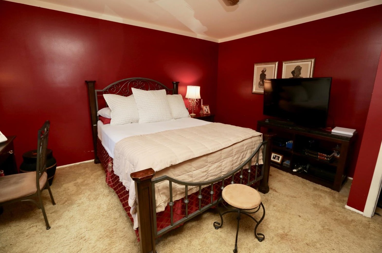 354 E 60th Dr, Gary, IN 46410