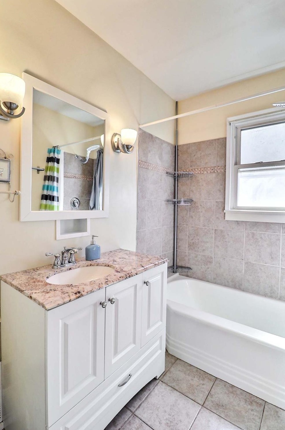 41 Wilhelm St, Schererville IN  46375-2492 exterior