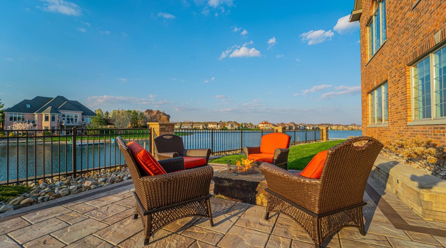 8200 Doubletree Ct, Crown Point, IN 46307