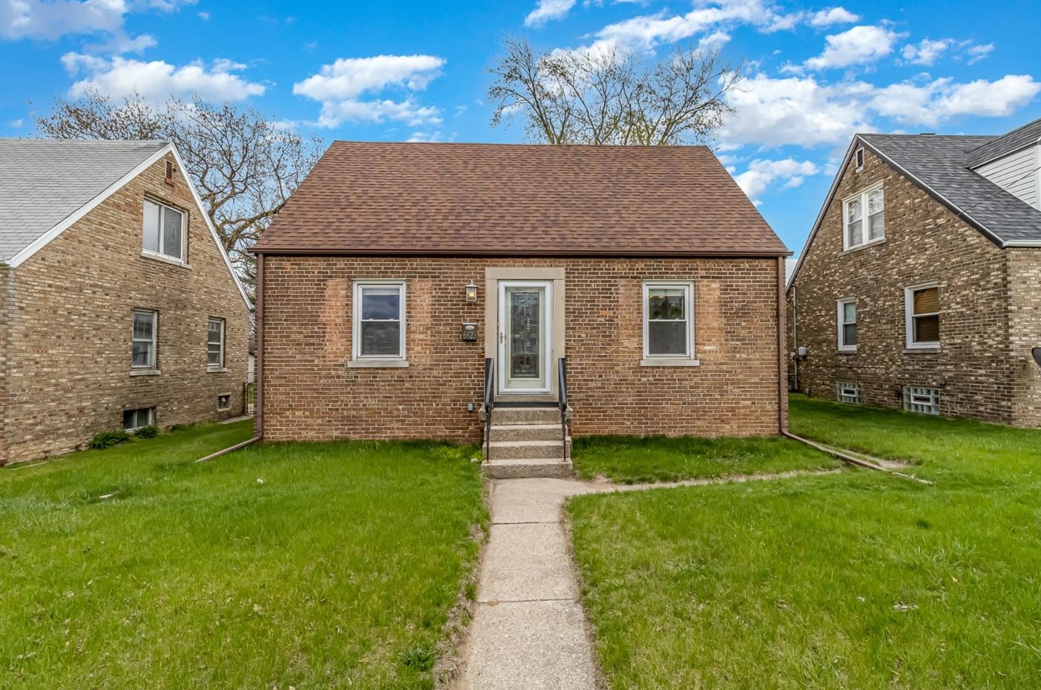 6823 Osborne Ave, Hammond, IN 46323