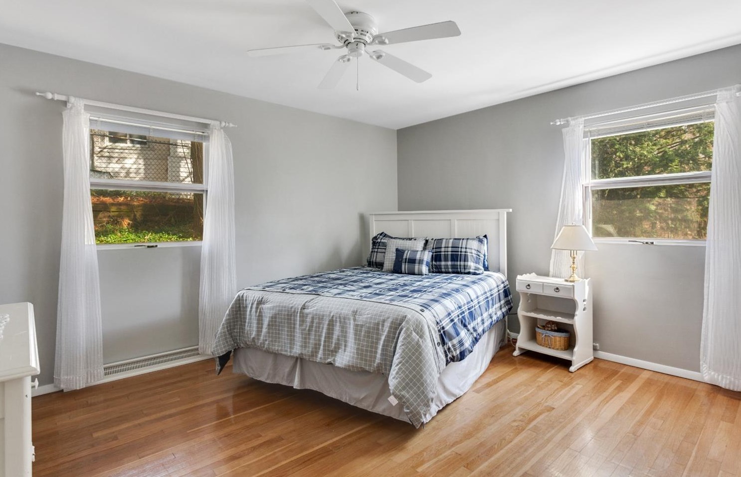 2016 Oriole Trl, Michigan City IN 46360-1480 exterior