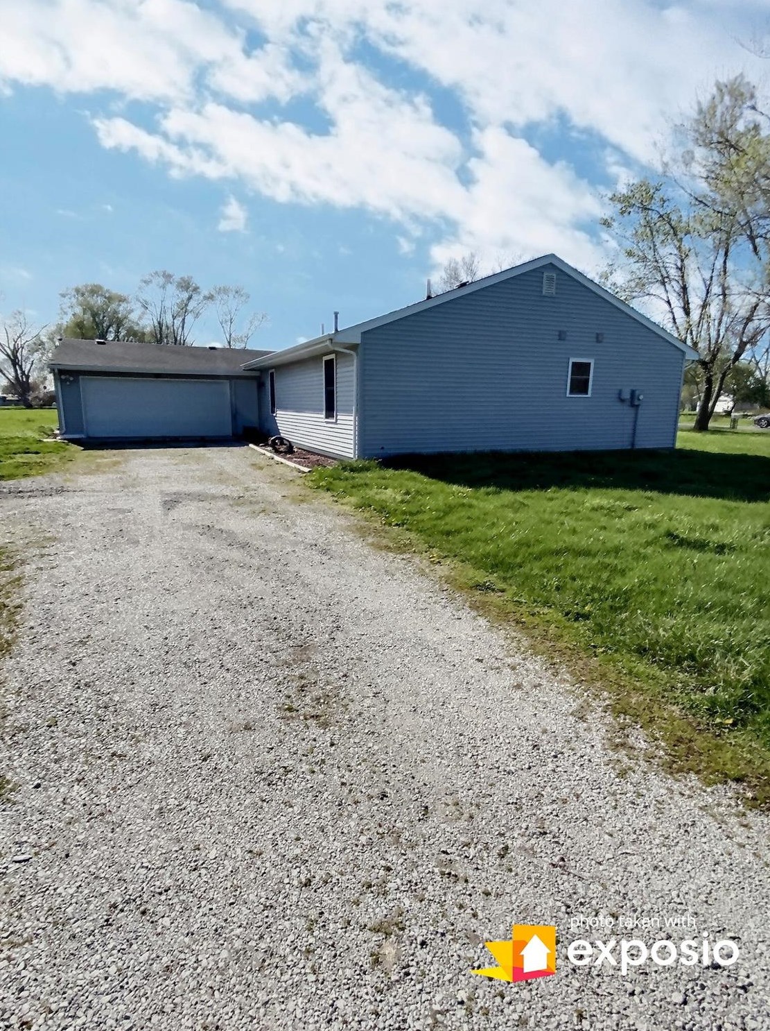 452 W 700 N, Valpo, IN 46385