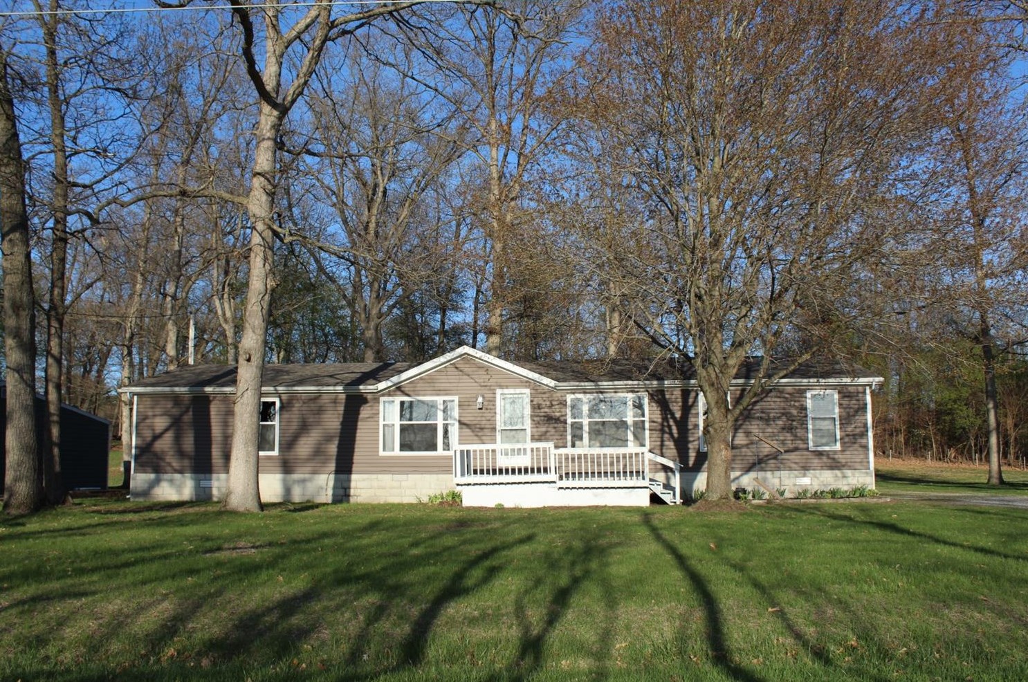 15179 N 450 W, Wheatfield, IN 46392