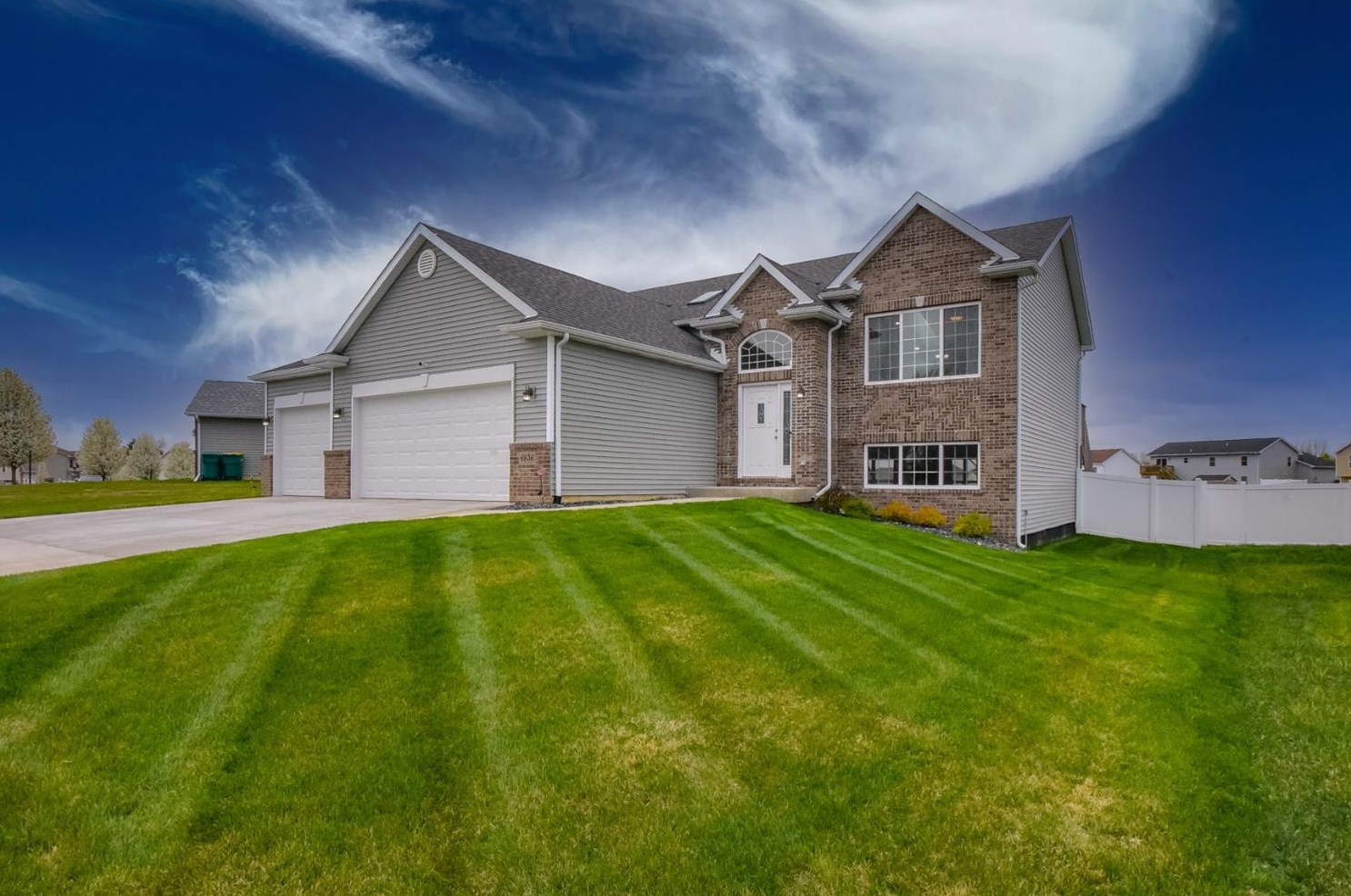 6836 Wallace St, Gary, IN 46410