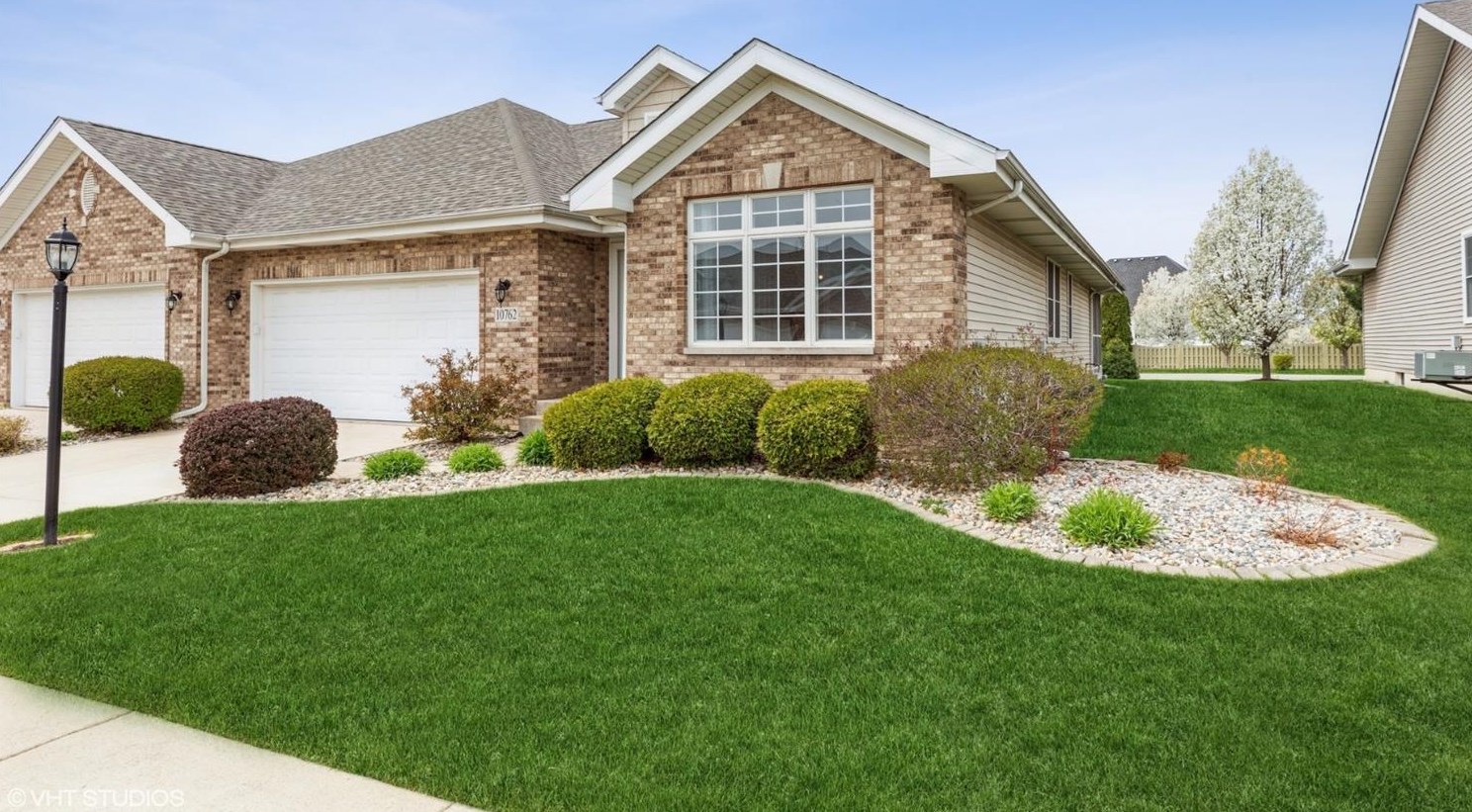 10762 Knickerbocker Ct, Dyer, IN 46373