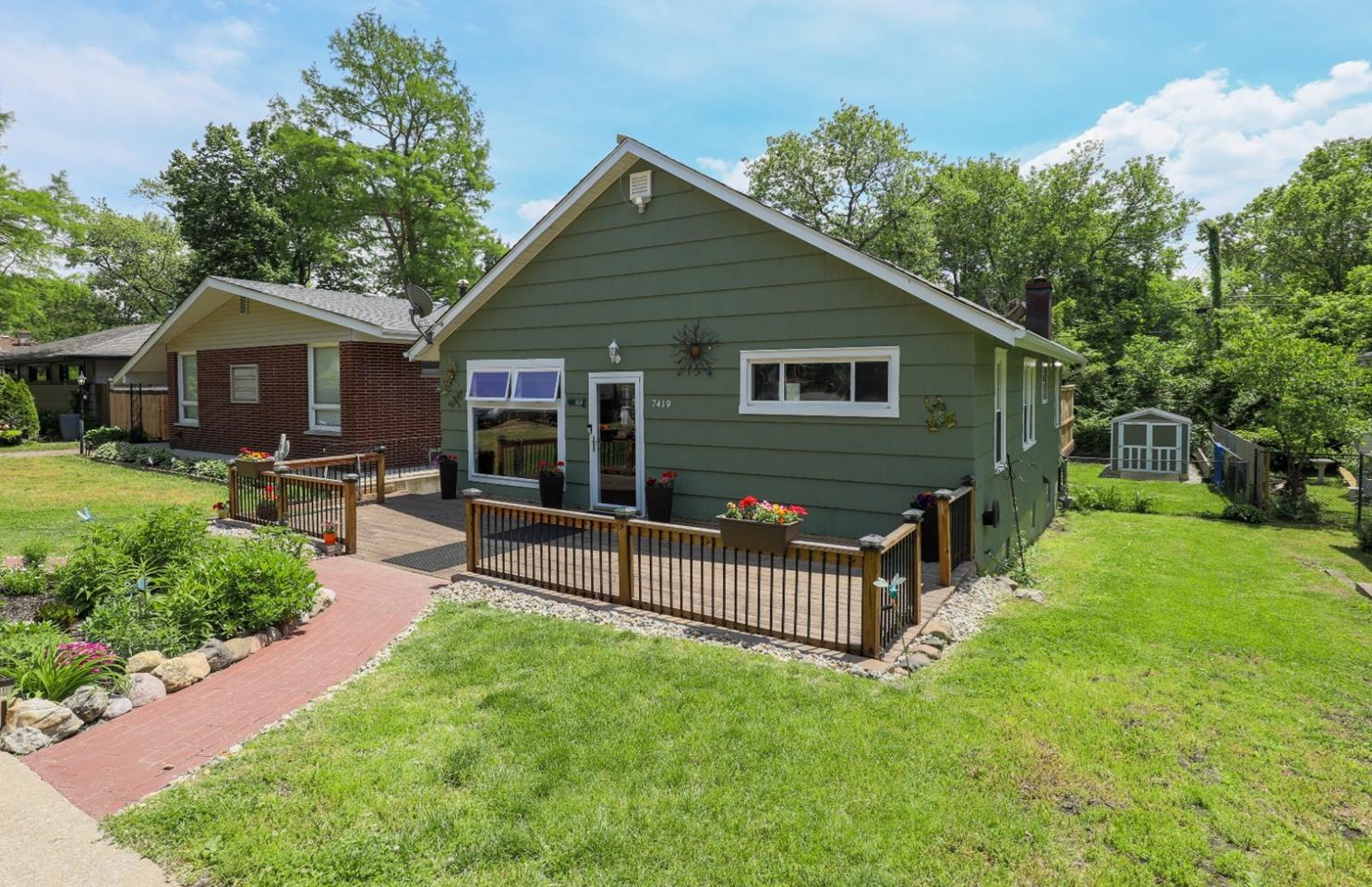 7419 Maple Ave, Gary, IN 46403