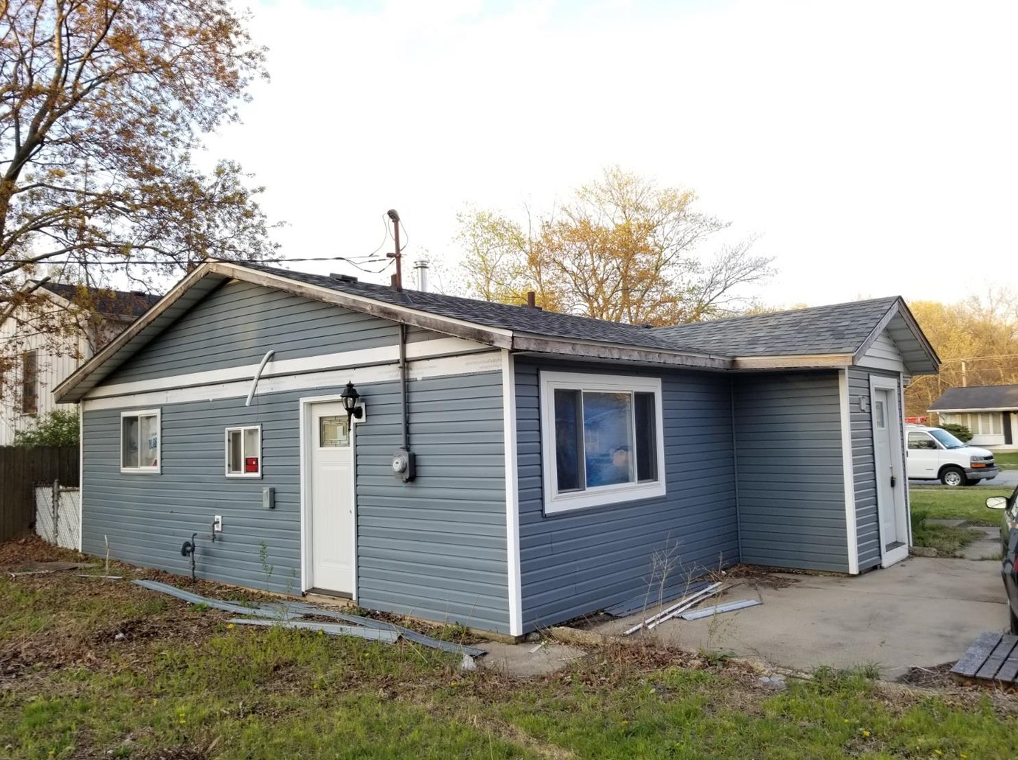 542 S Wayne St, Gary, IN 46403