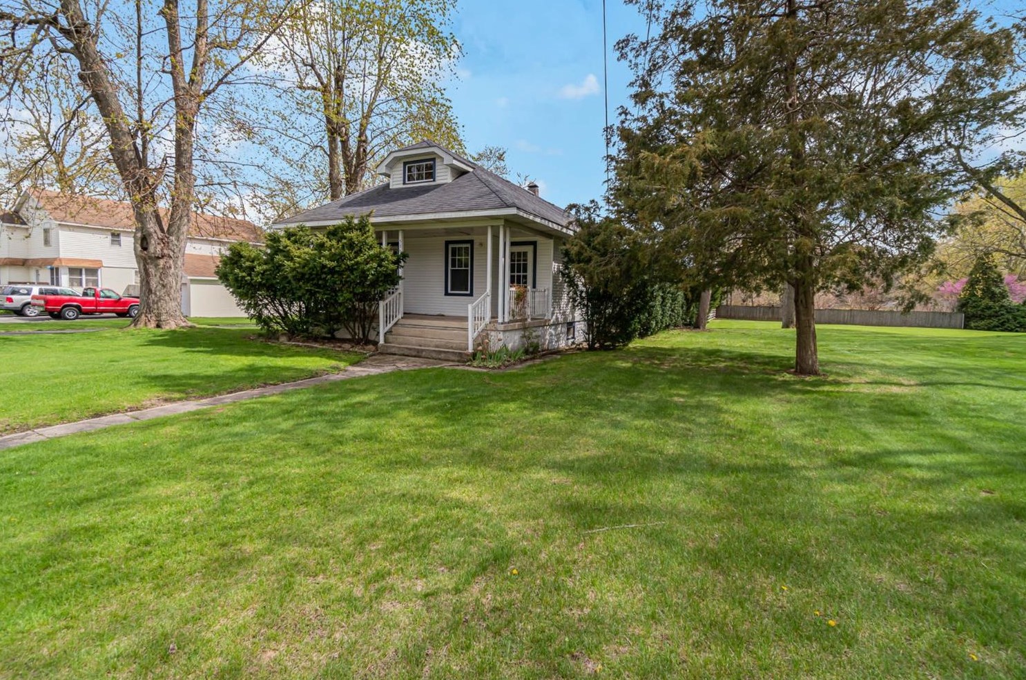 5365 Central Ave, Portage, IN 46368-2854