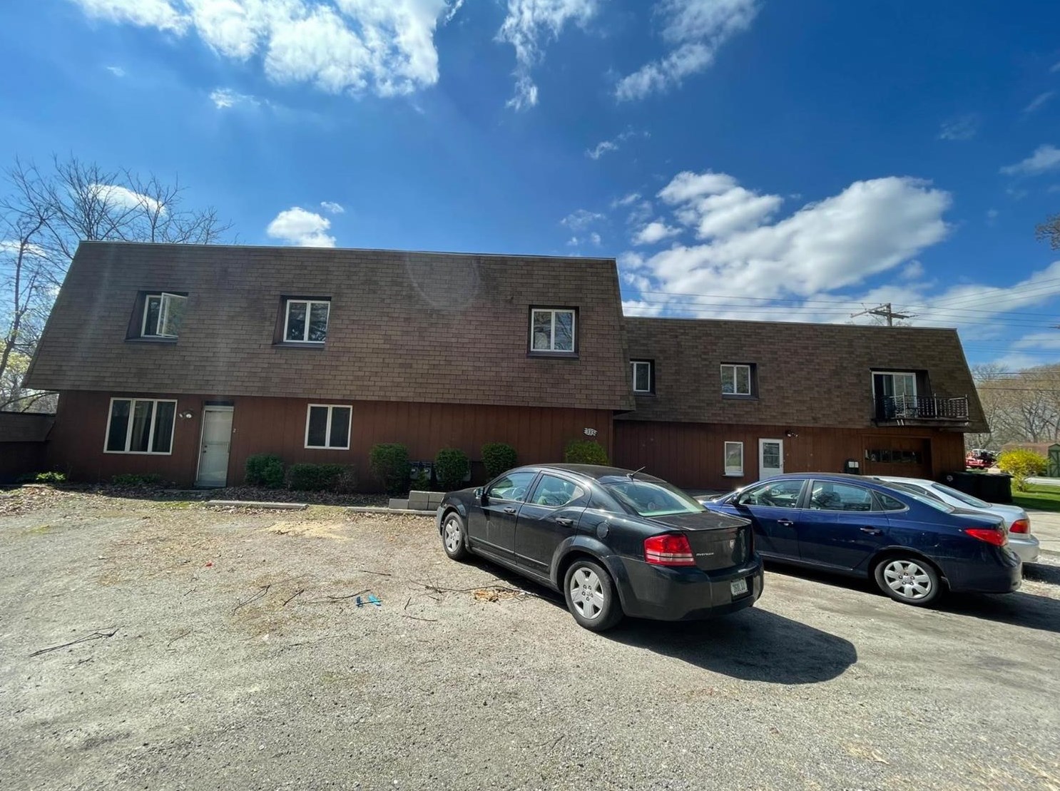 333 W 3rd St, Hobart, IN 46342