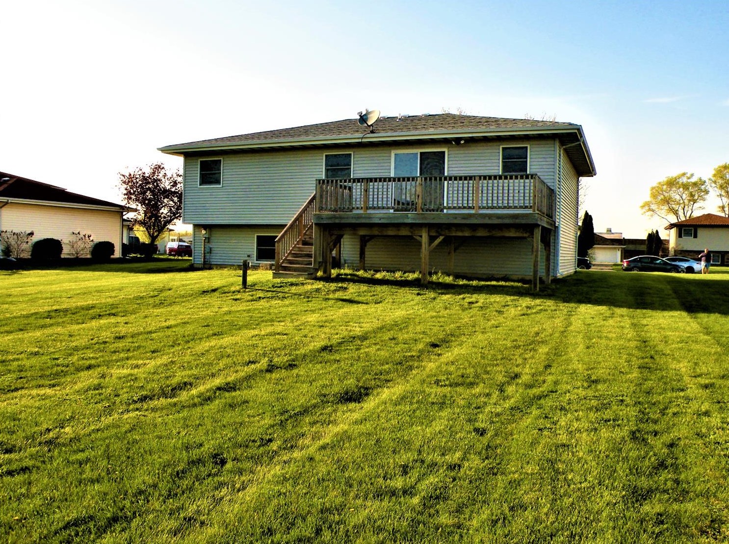 12445 Patnoe Dr, Dyer, IN 46373