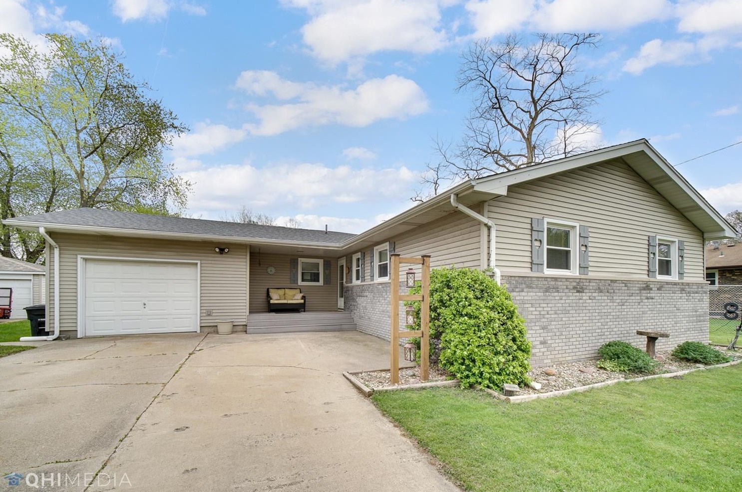 2571 Brandt St, Portage, IN 46368-1862
