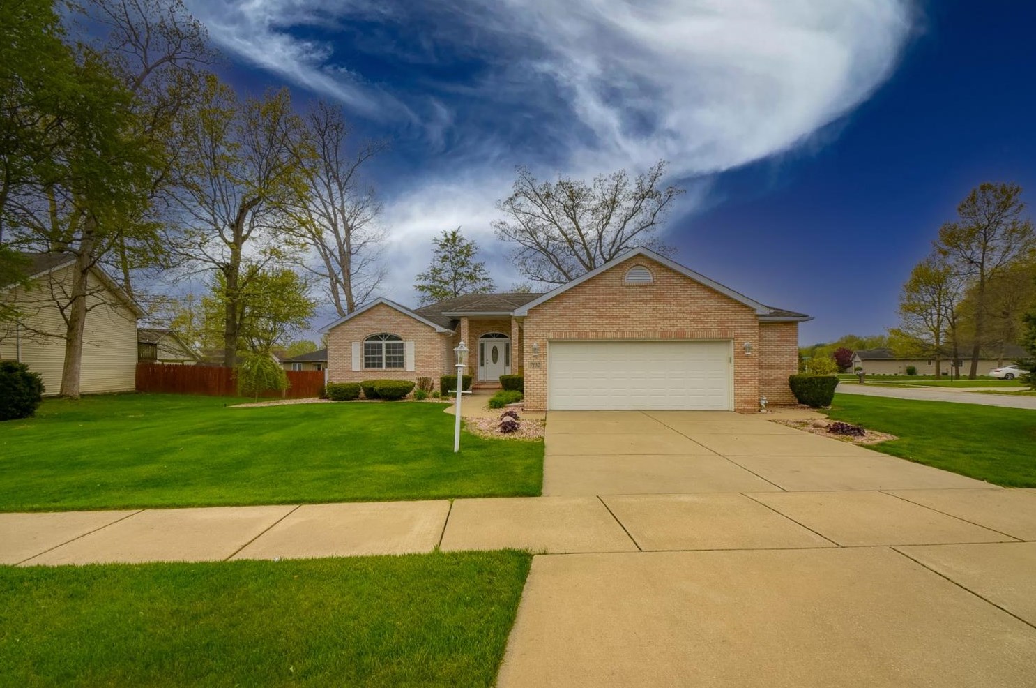 7132 Bracken Pkwy, Hobart, IN 46342