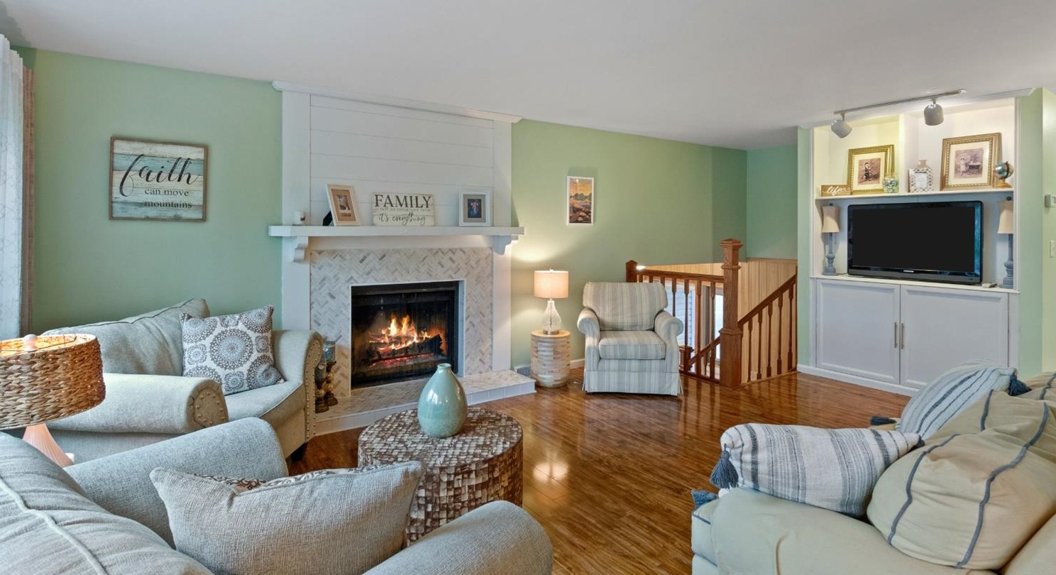 263 S 500 W, Valpo, IN 46385