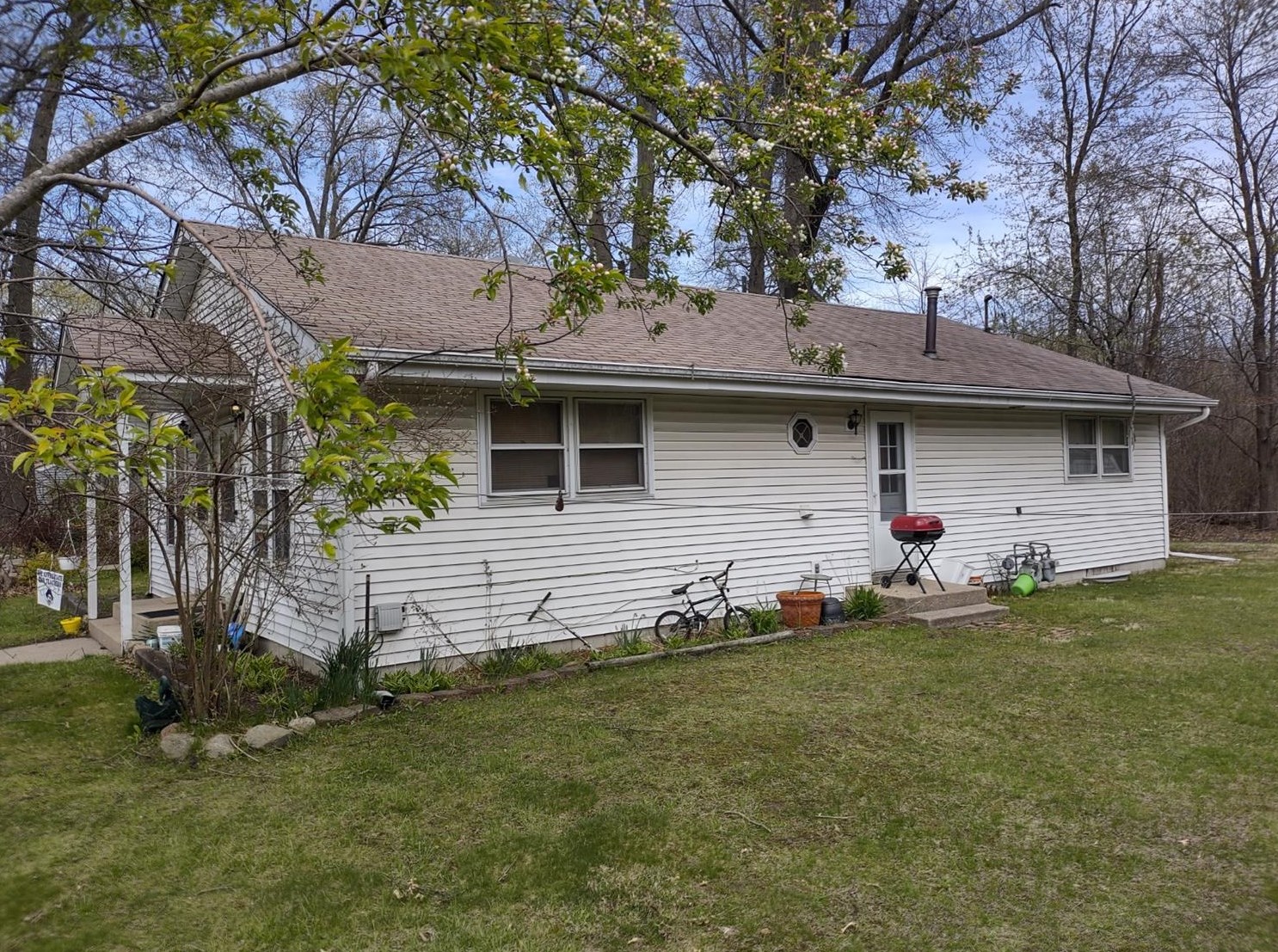 821 14th St, Porter, IN 46304-2877