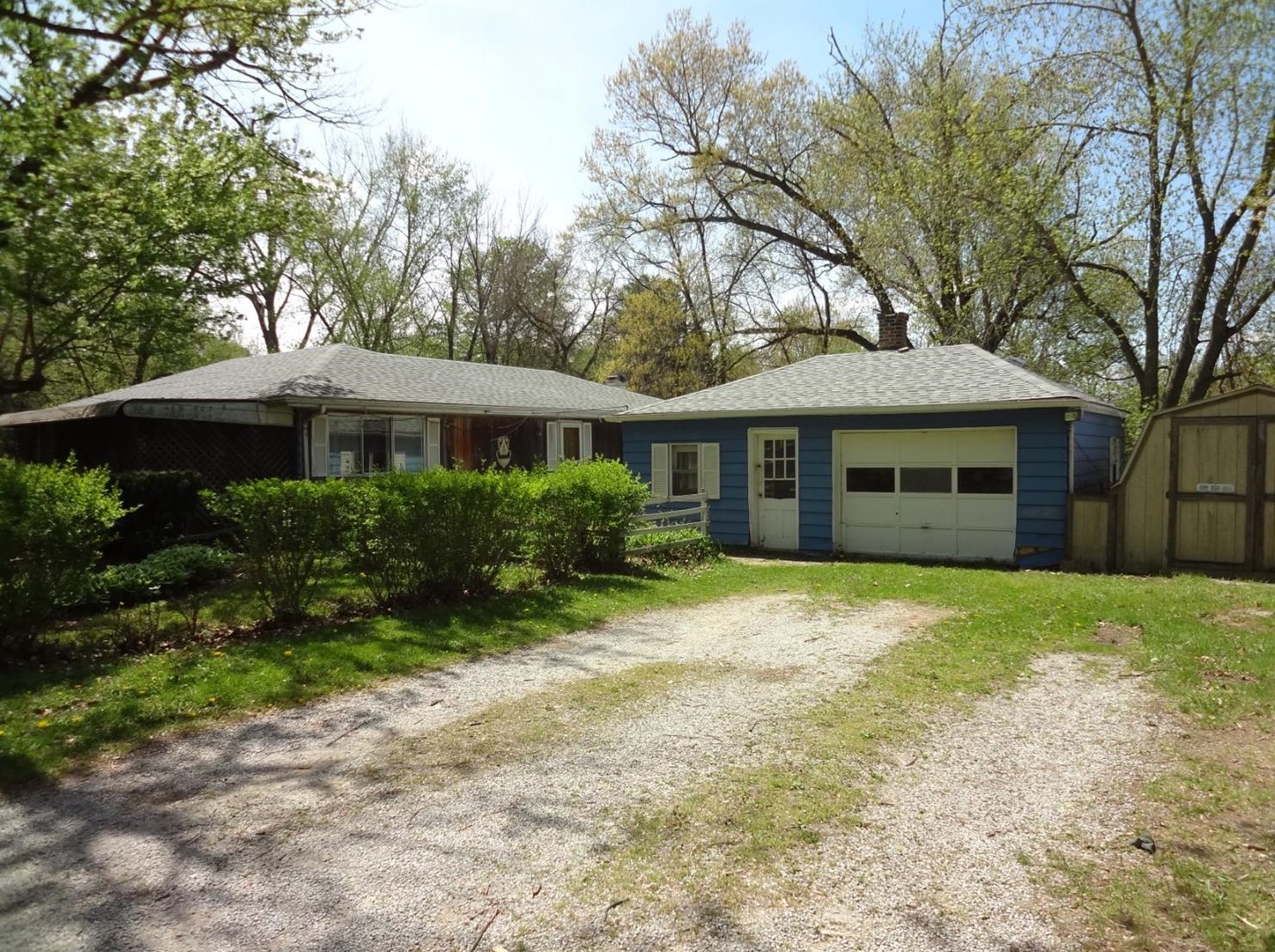 620 Fremont St, La Porte, IN 46350-2342
