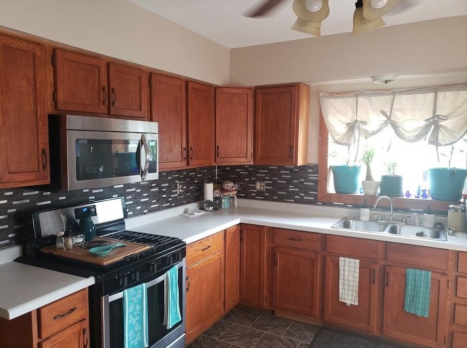 2622 Fayette St, Gary, IN 46405