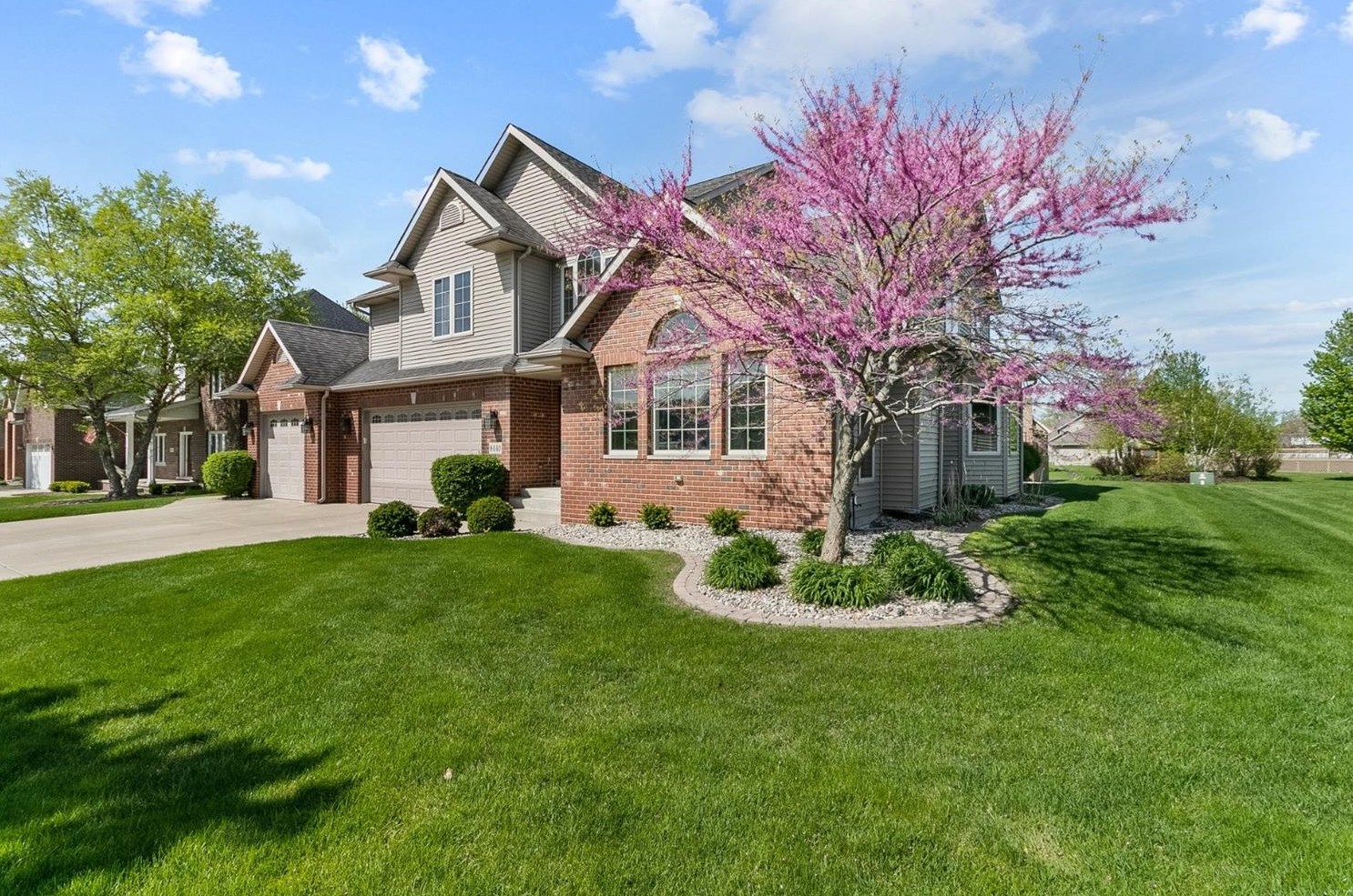 9440 Julia Dr, Dyer, IN 46373