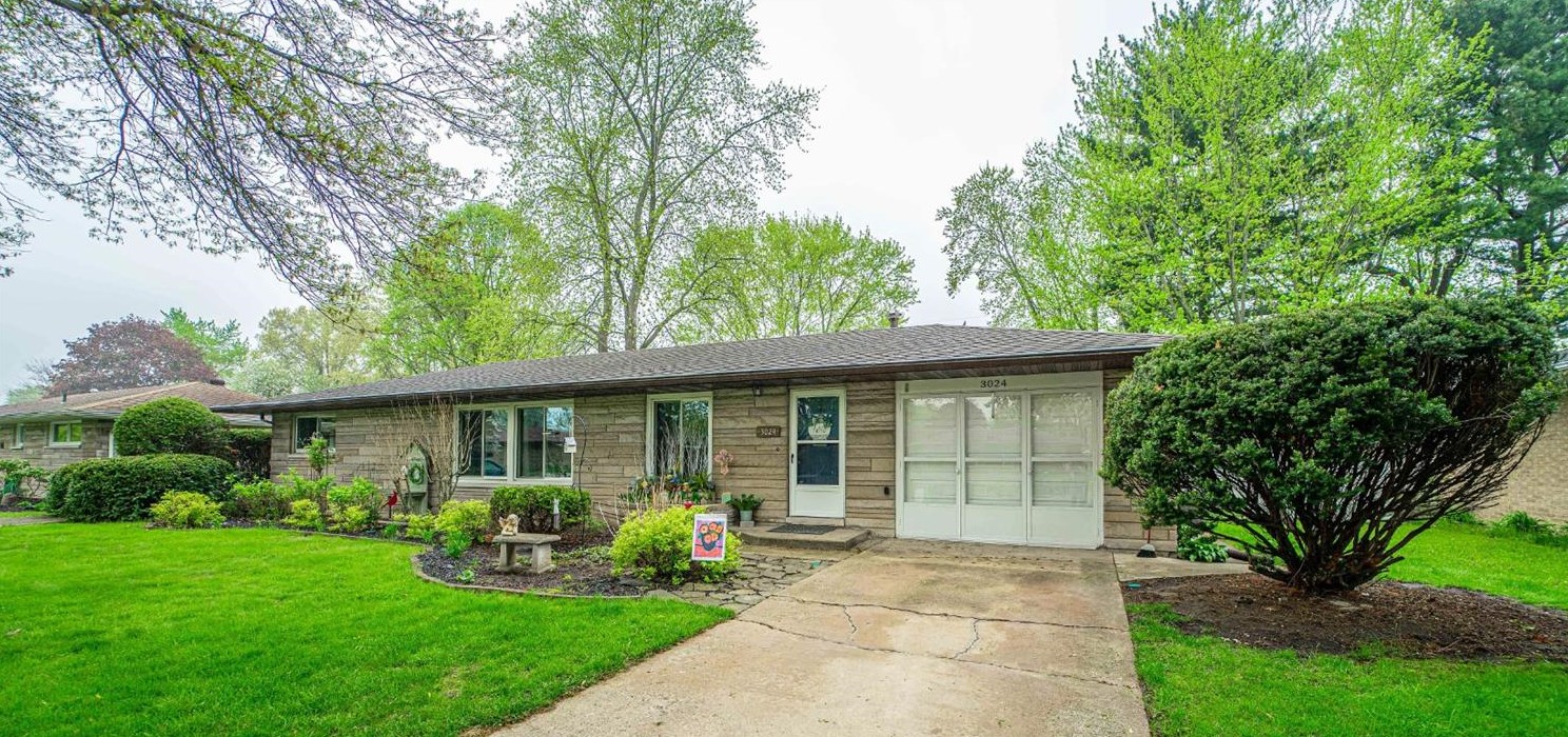 3024 Beverly St, Portage, IN 46368-4221