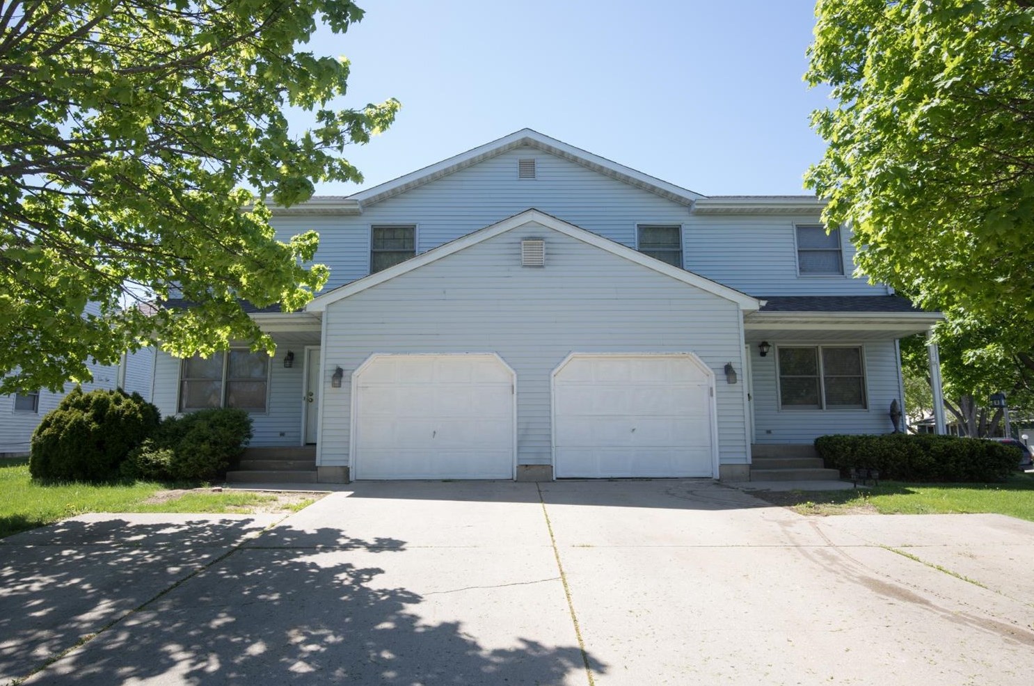 1317 Sturdy Rd, Valpo, IN 46383