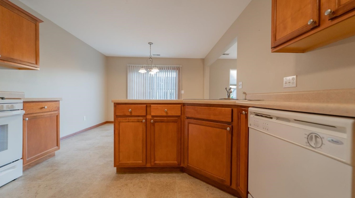 842 Daisy Cir, Demotte, IN 46310-9122