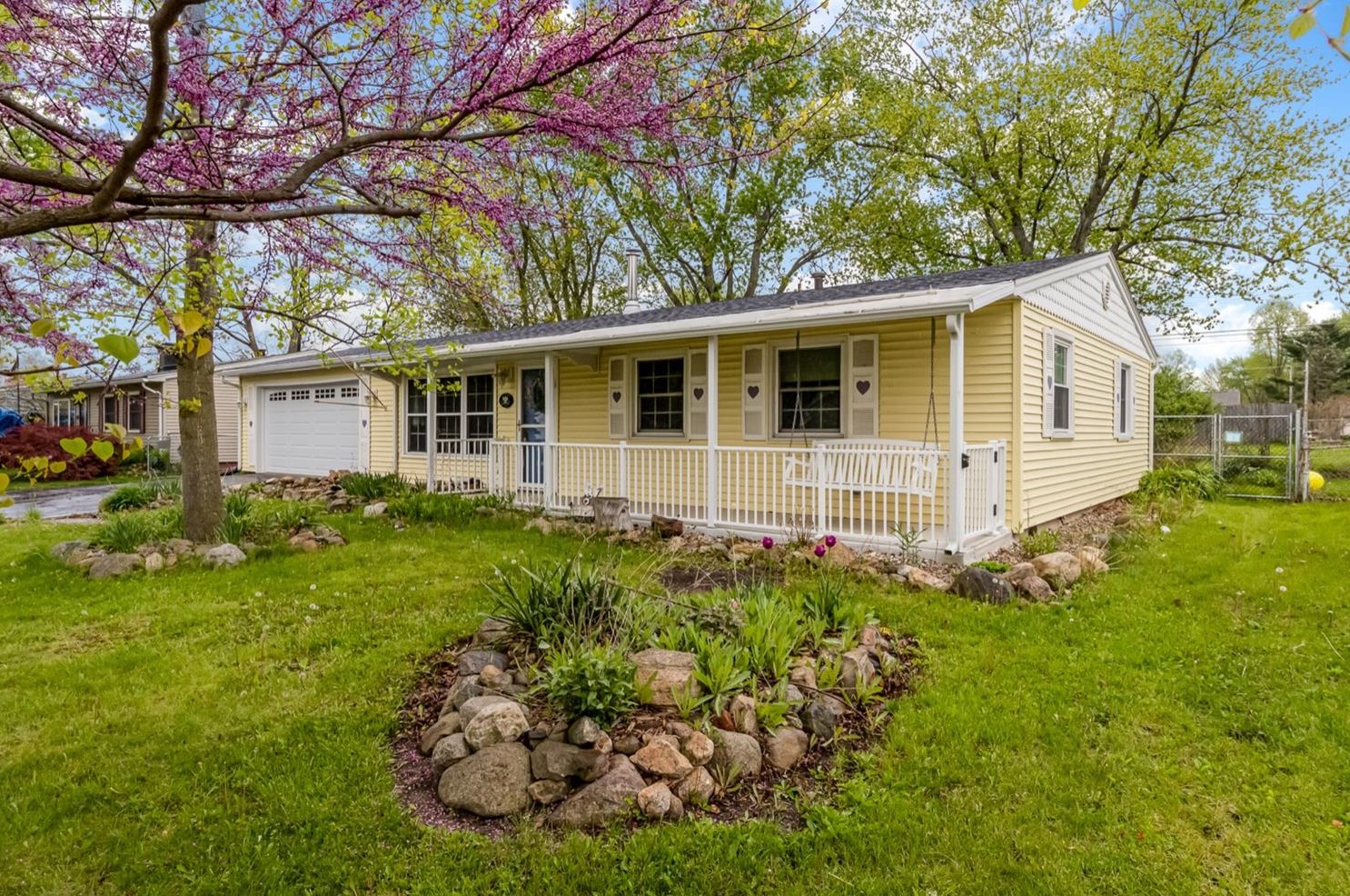 781 Governor Rd, Valpo, IN 46385