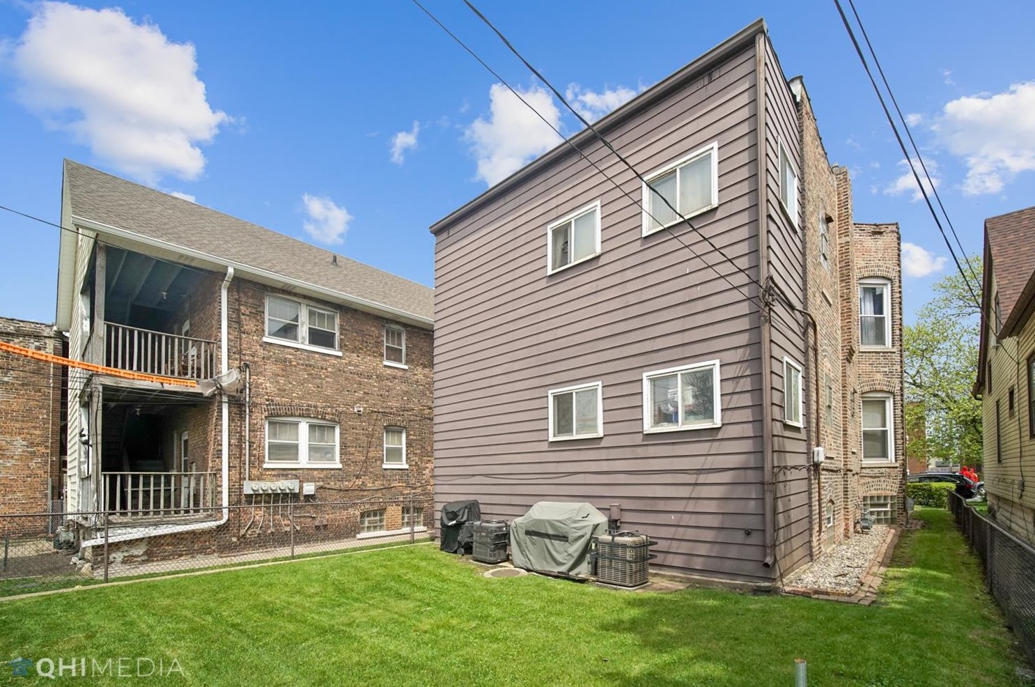 3816 Hemlock St, East Chicago IN  46312-2330 exterior