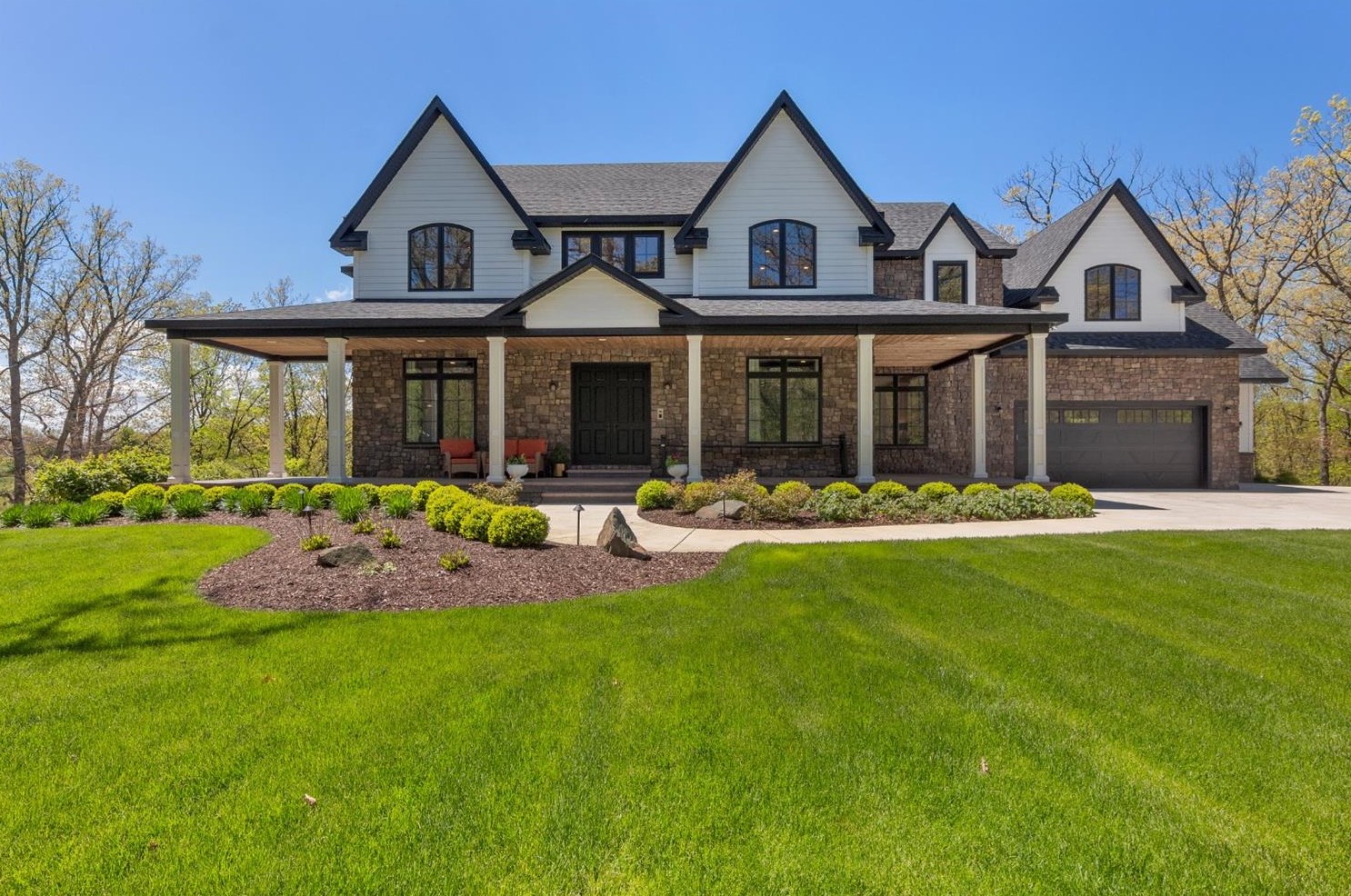 12206 Clark St, Crown Point, IN 46307