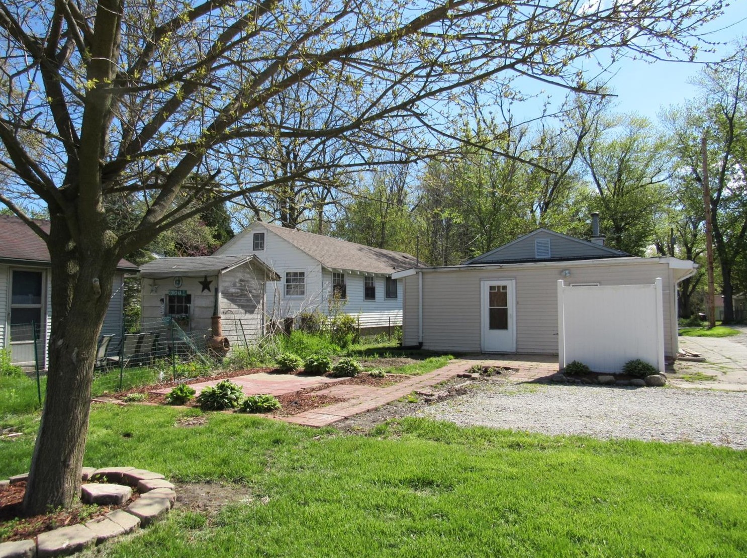 4505 Urban Ln, Valpo, IN 46383
