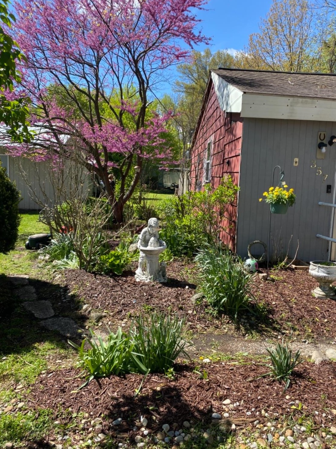 357 W Valparaiso St, Otis, IN 46391