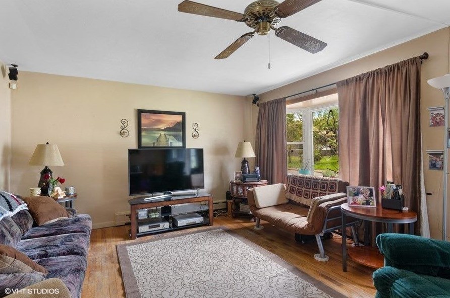 506 Dewey St, Michigan City, IN 46360-5539