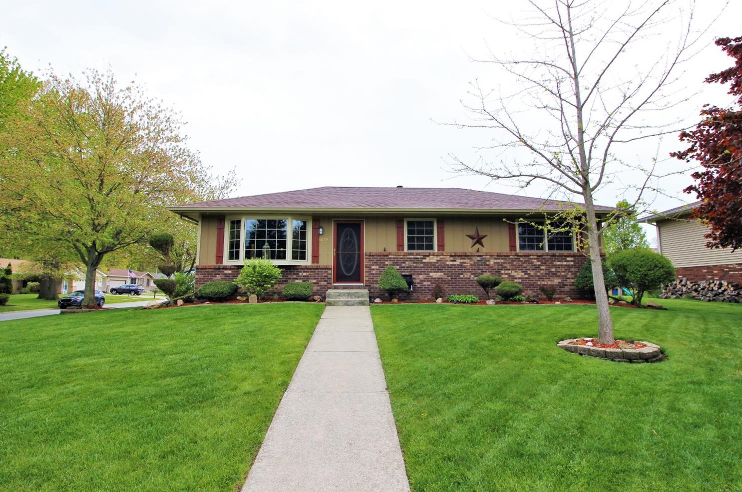6679 Eugene Ave, Portage, IN 46368-2301