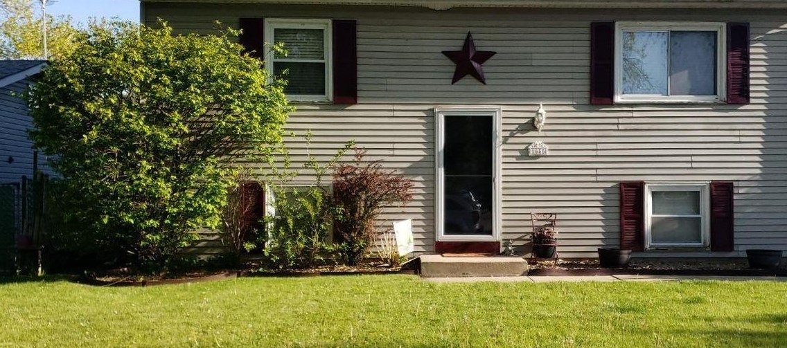 1655 E 32nd Ave, Hobart, IN 46342